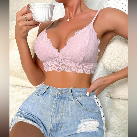 COPY - Boho floral lace scallop hem bralette - Picture 2 of 16